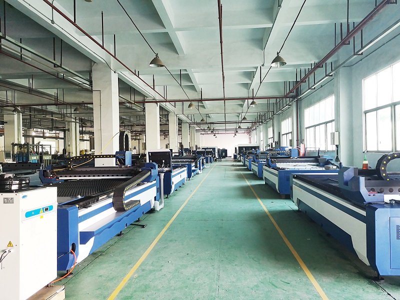 品质提升 完美电竞数控光纤激光切割机助推金属加工发展