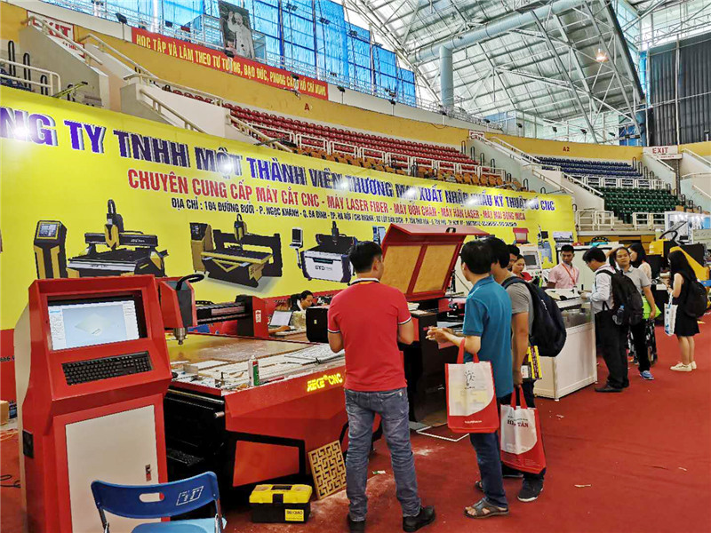 完美电竞数控参加2018年8月越南展会